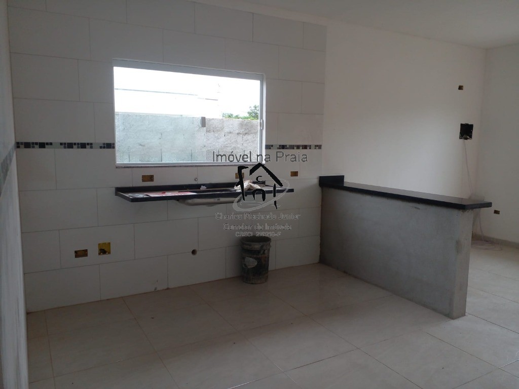 Casa à venda com 2 quartos, 70m² - Foto 10