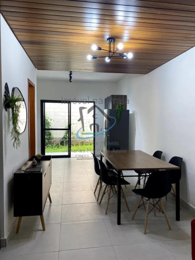 Casa à venda com 2 quartos, 100m² - Foto 4