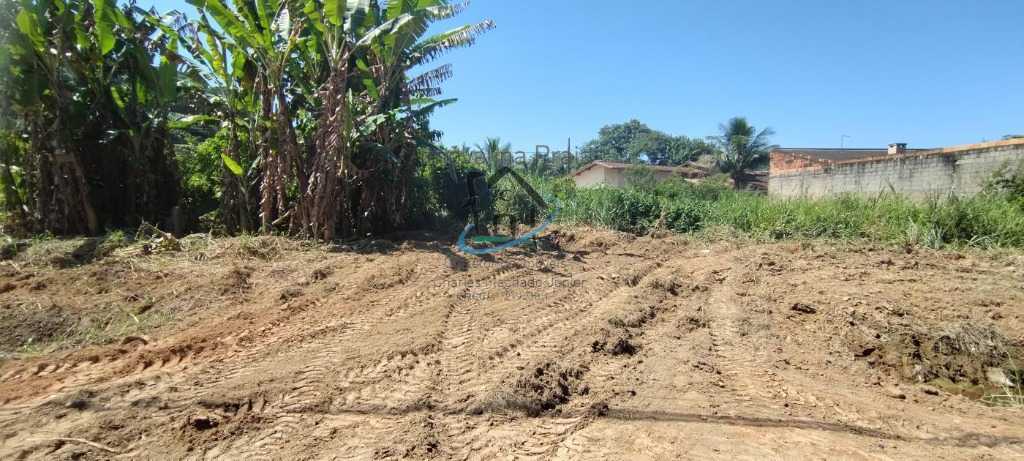 Terreno à venda, 360m² - Foto 1