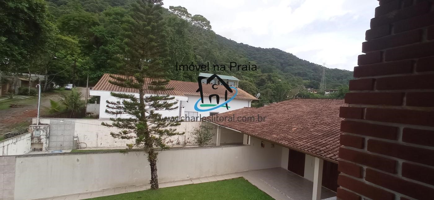 Casa à venda com 8 quartos, 330m² - Foto 25