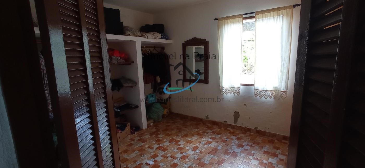 Casa à venda com 2 quartos, 60m² - Foto 13