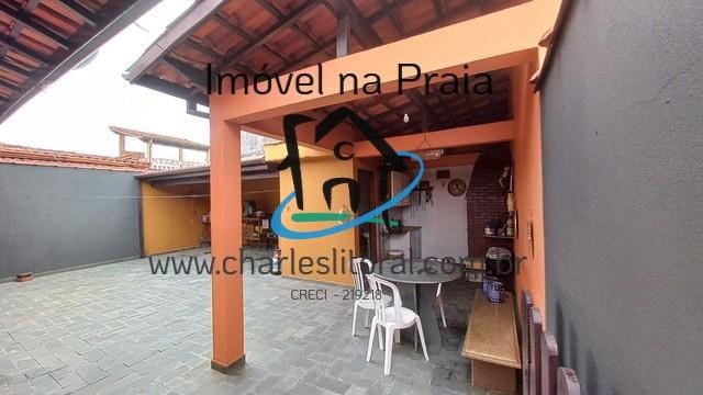 Casa à venda com 2 quartos, 305m² - Foto 11