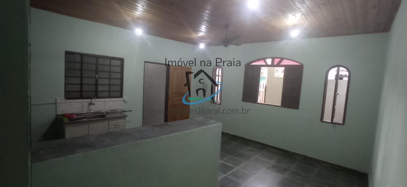 Casa à venda com 2 quartos, 90m² - Foto 9