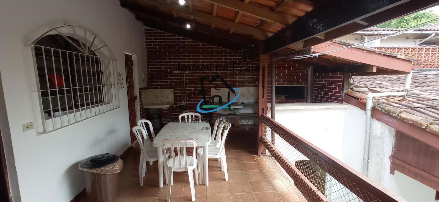 Casa à venda com 8 quartos, 330m² - Foto 8