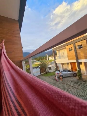 Casa à venda com 2 quartos, 155m² - Foto 1