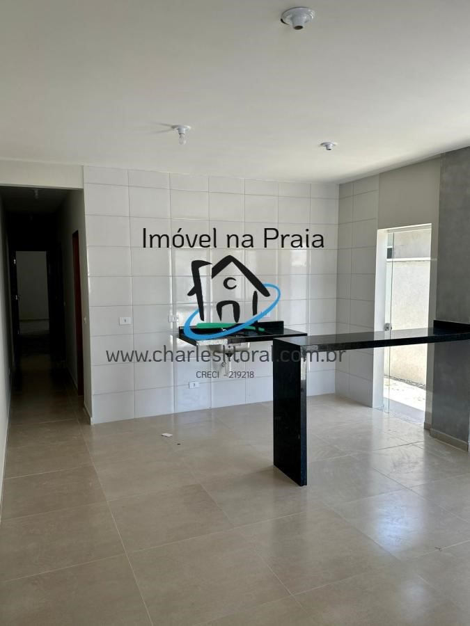 Casa à venda com 3 quartos, 70m² - Foto 4