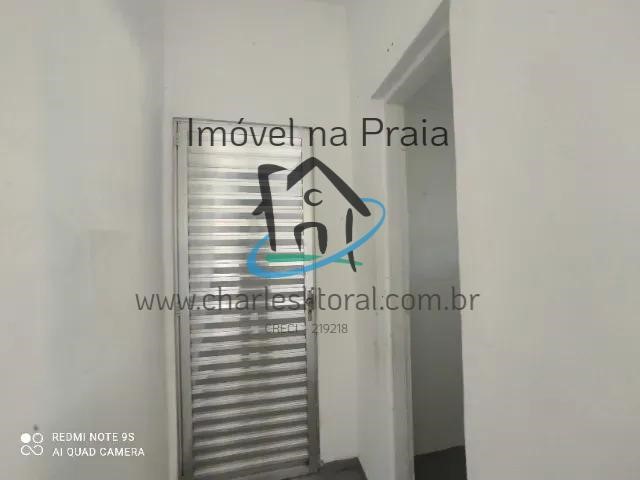 Casa à venda com 1 quarto, 300m² - Foto 12