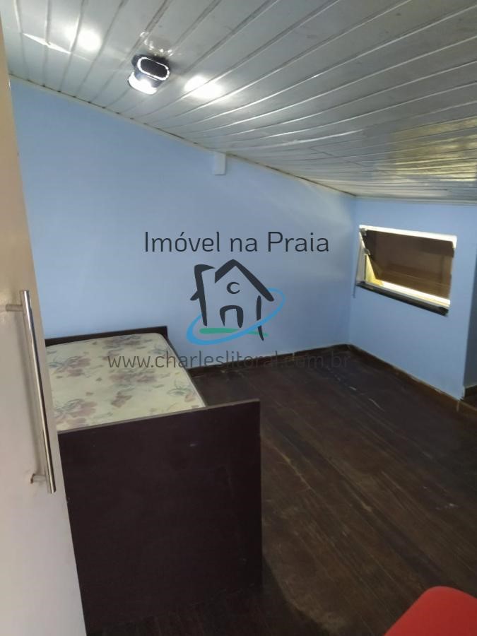 Casa à venda com 3 quartos, 70m² - Foto 11