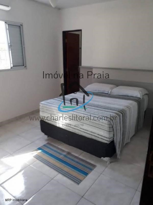 Casa à venda com 4 quartos, 200m² - Foto 12