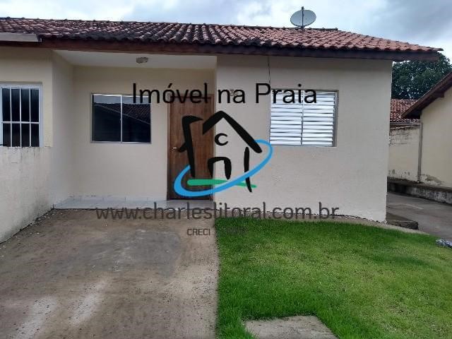 Casa à venda com 2 quartos, 80m² - Foto 1