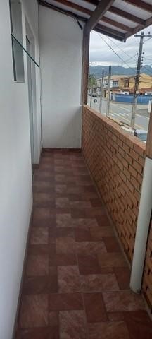 Casa à venda com 3 quartos, 100m² - Foto 9