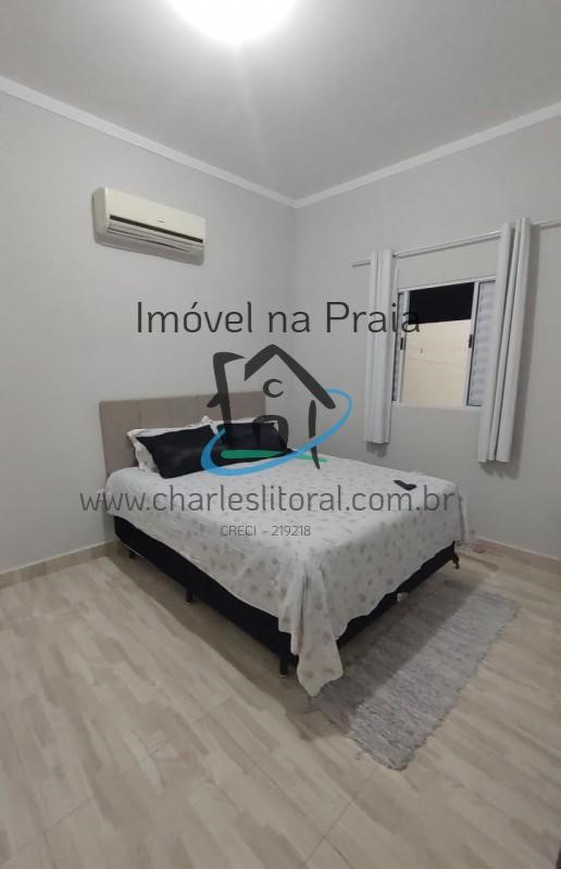 Casa à venda com 2 quartos, 70m² - Foto 14