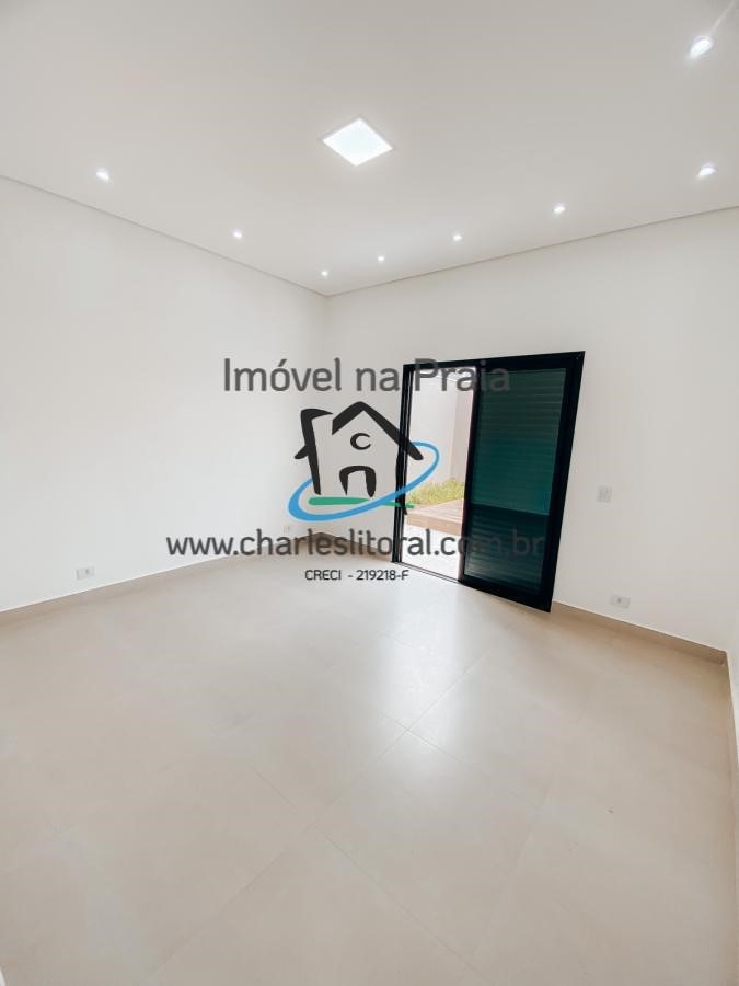 Casa à venda com 3 quartos, 360m² - Foto 14