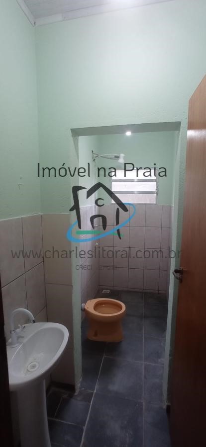 Casa à venda com 2 quartos, 90m² - Foto 13