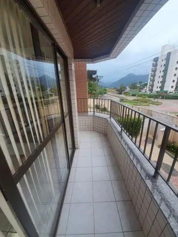 Apartamento à venda com 2 quartos, 74m² - Foto 2