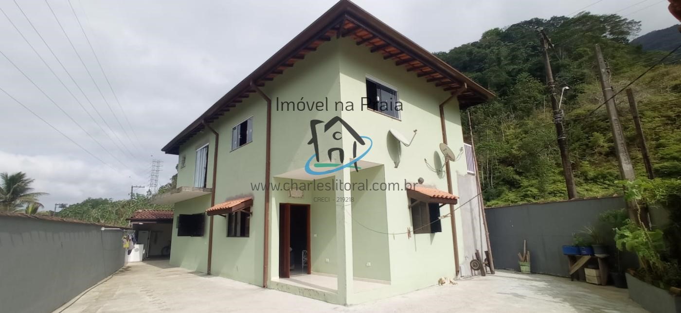 Casa à venda com 4 quartos, 211m² - Foto 1