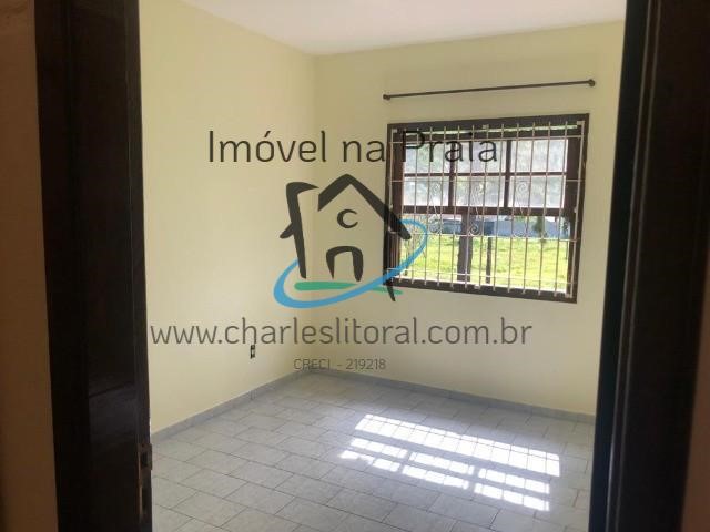 Casa à venda com 2 quartos, 80m² - Foto 9