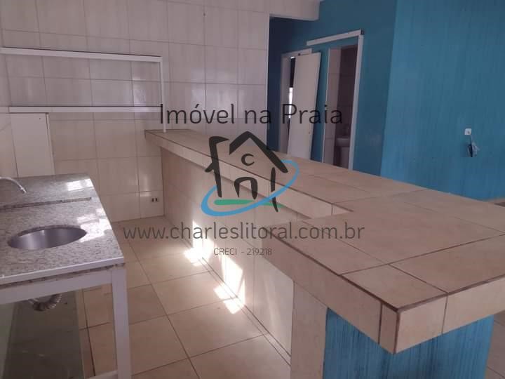 Casa à venda com 2 quartos, 300m² - Foto 6