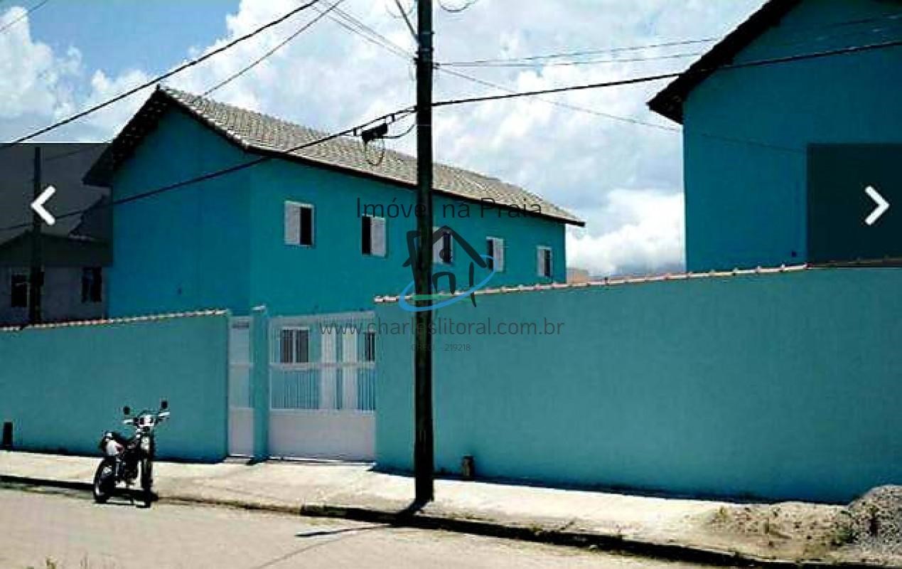 Casa à venda com 2 quartos, 70m² - Foto 1