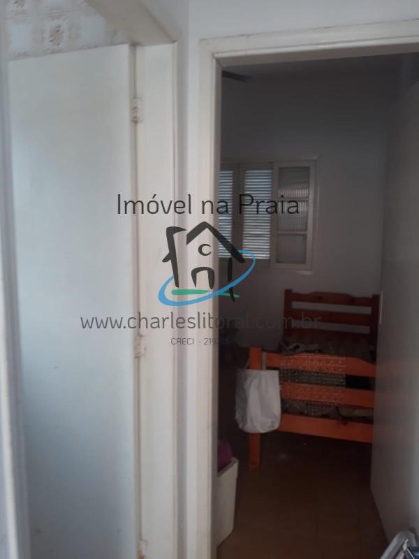 Casa à venda com 5 quartos, 200m² - Foto 12