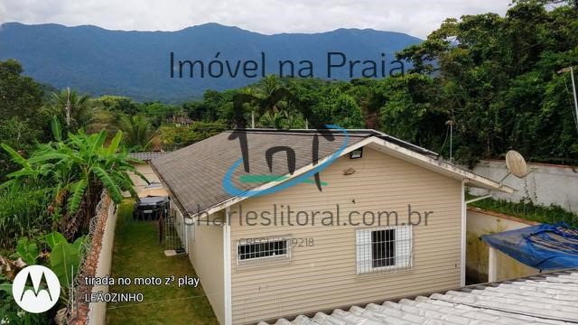 Casa à venda com 3 quartos, 160m² - Foto 1