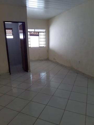 Casa à venda com 4 quartos, 200m² - Foto 6