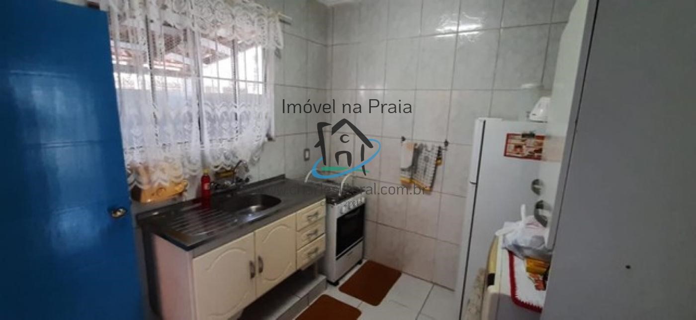 Casa à venda com 2 quartos, 90m² - Foto 13