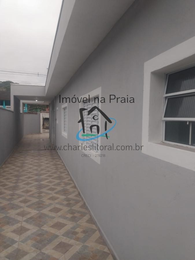 Casa à venda com 2 quartos, 135m² - Foto 4