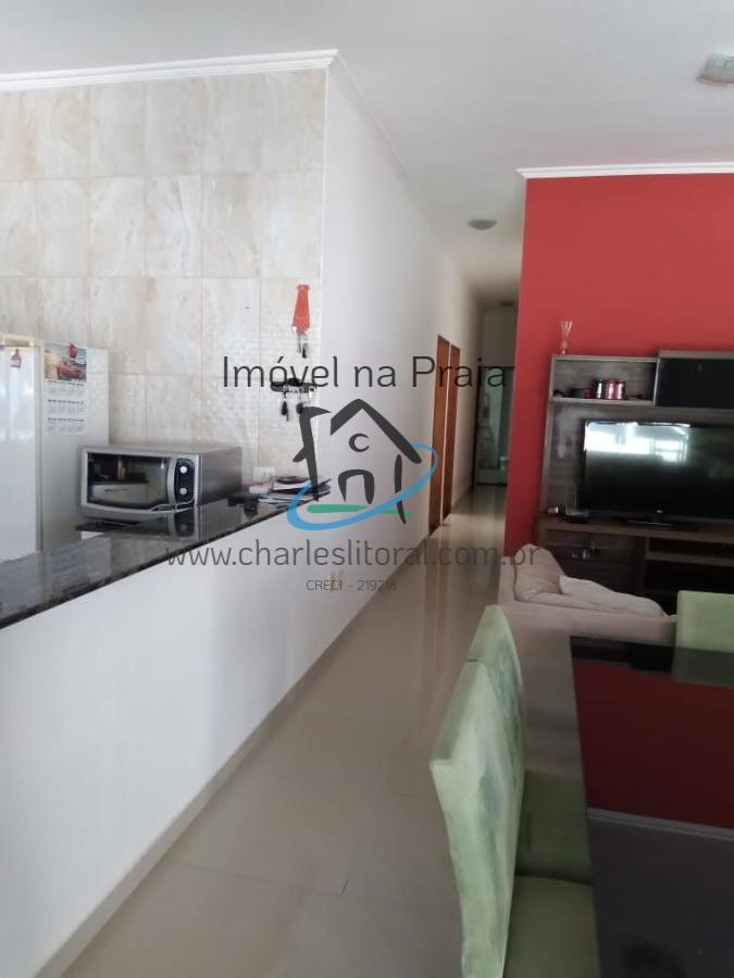 Casa à venda com 3 quartos, 250m² - Foto 1