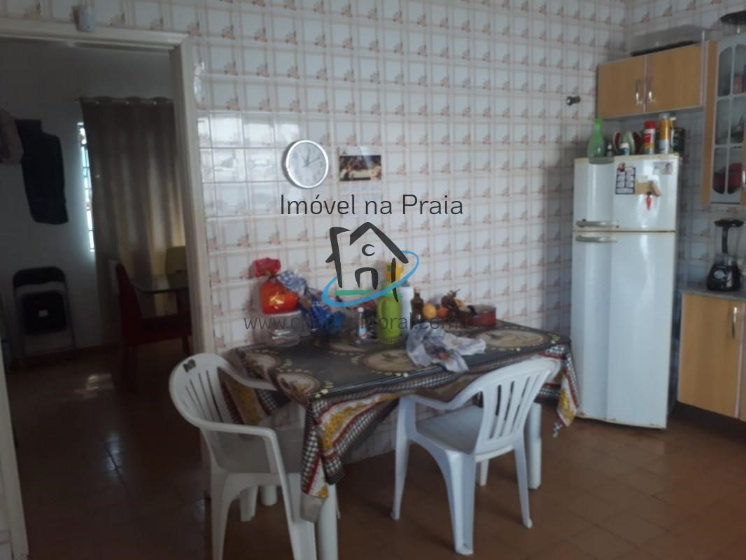 Casa à venda com 5 quartos, 200m² - Foto 10