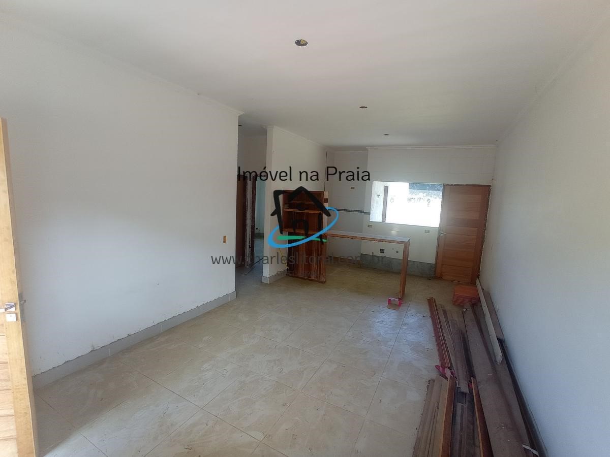 Casa à venda com 2 quartos, 77m² - Foto 12