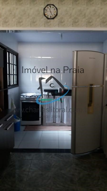 Casa à venda com 3 quartos, 210m² - Foto 11