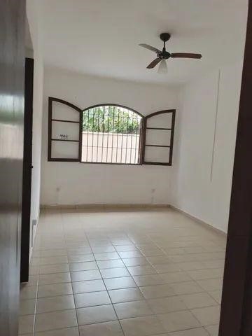 Casa à venda com 3 quartos, 355m² - Foto 9