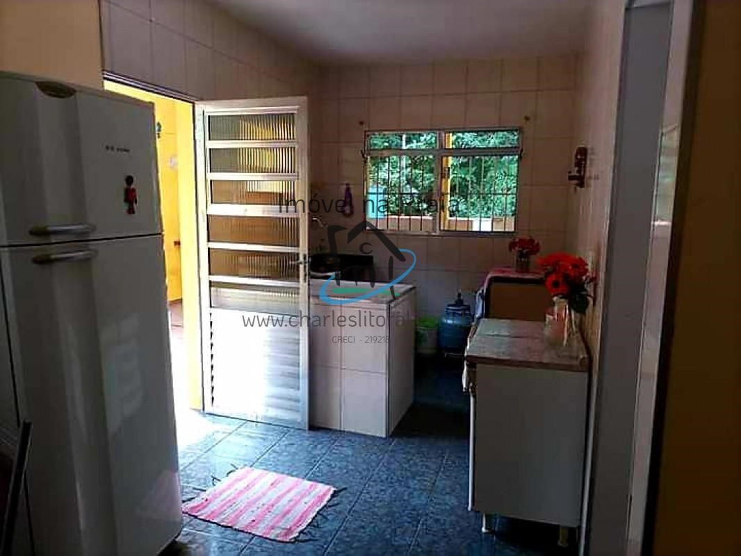 Casa à venda com 2 quartos, 300m² - Foto 8