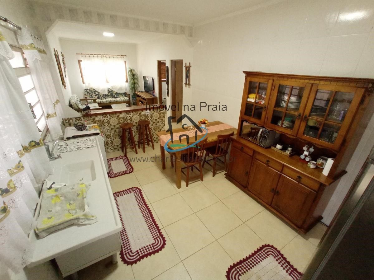 Casa à venda com 2 quartos, 250m² - Foto 1