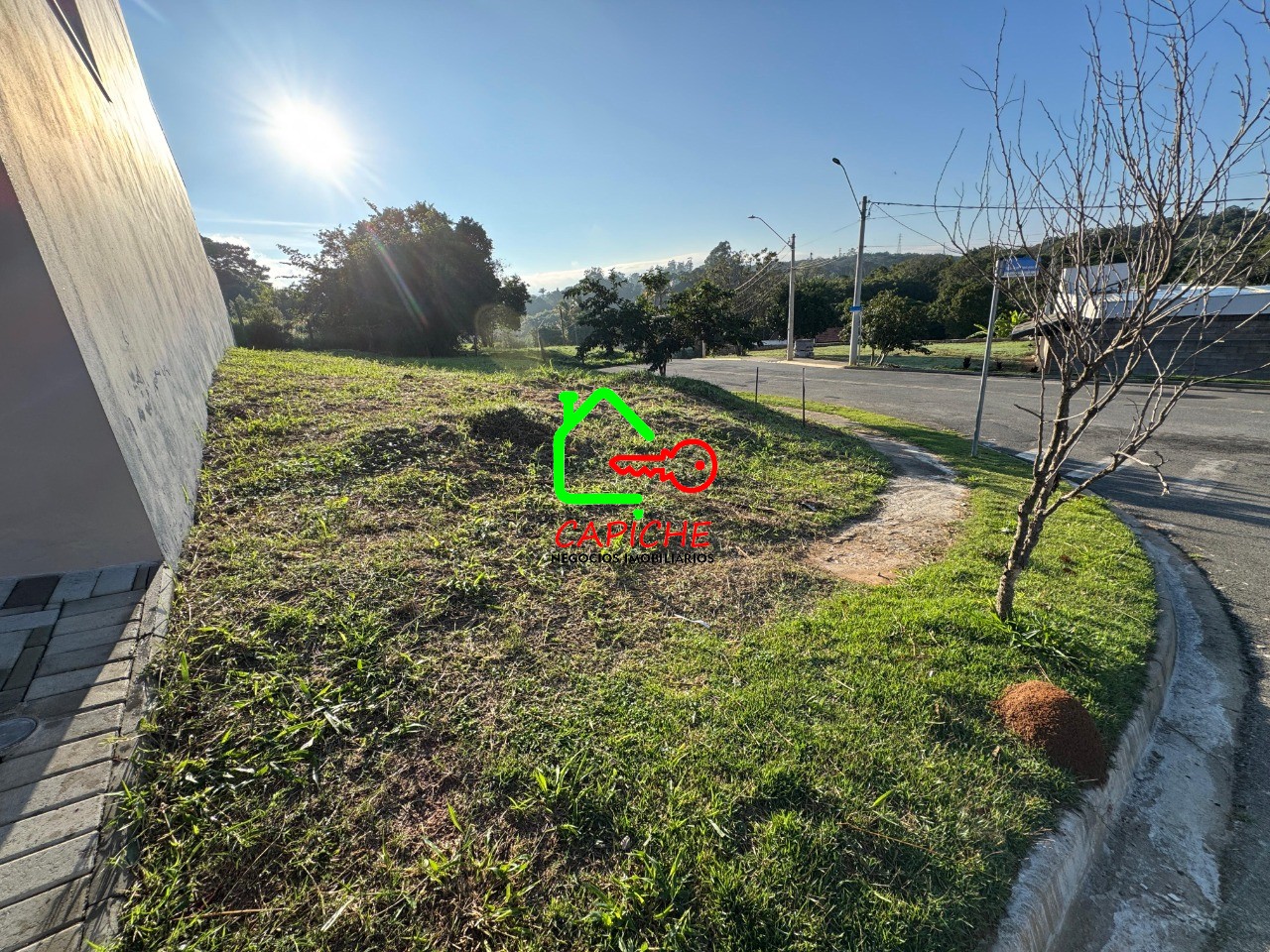 Terreno, 300 m² - Foto 1