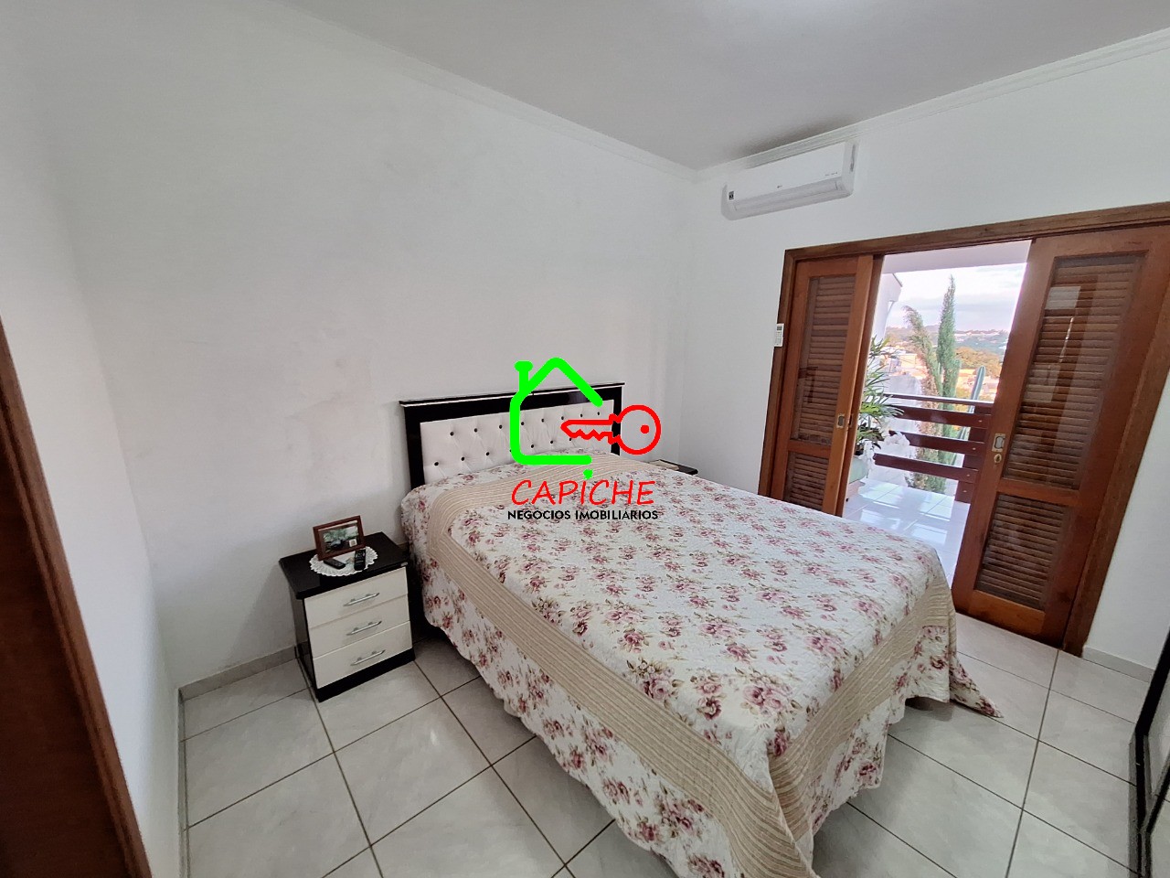 Casa à venda com 3 quartos, 295m² - Foto 11