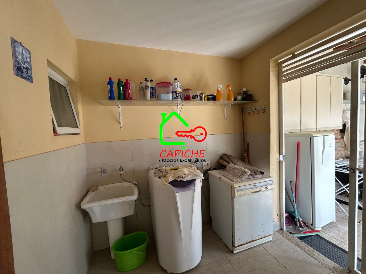 Casa, 4 quartos, 240 m² - Foto 3