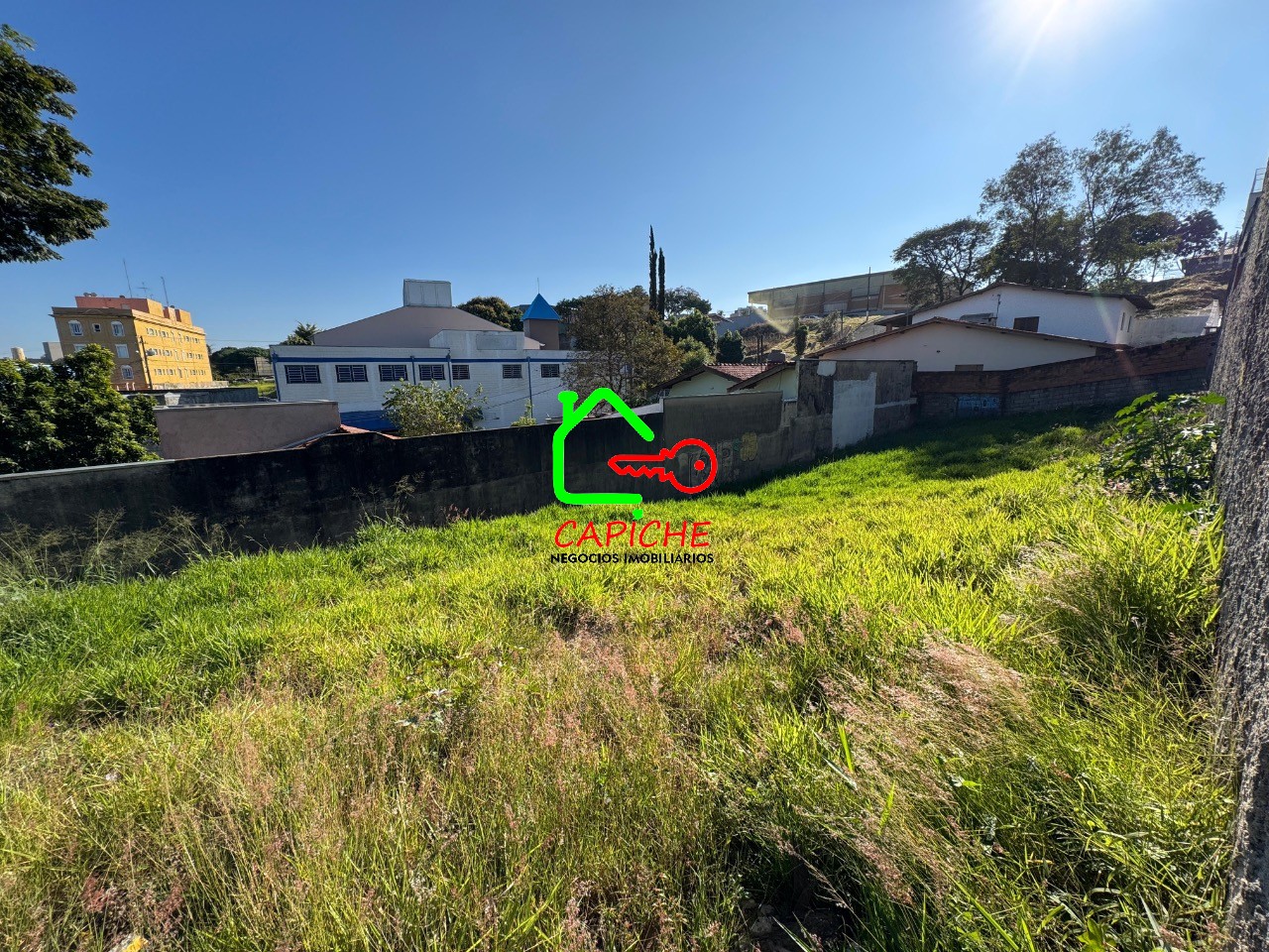 Loteamento e Condomínio, 562 m² - Foto 1