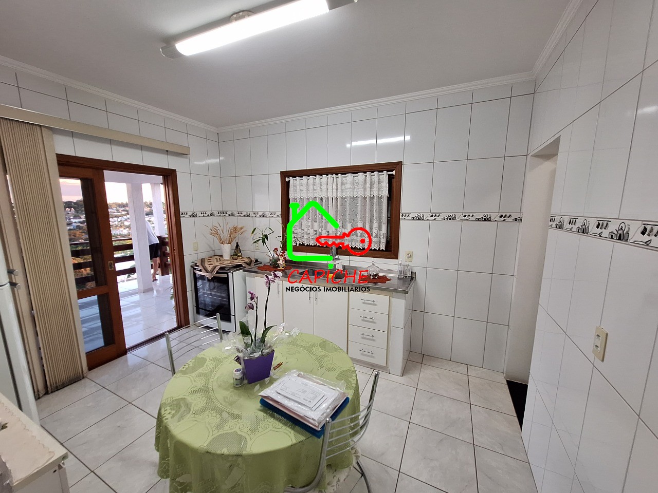Casa à venda com 3 quartos, 295m² - Foto 10