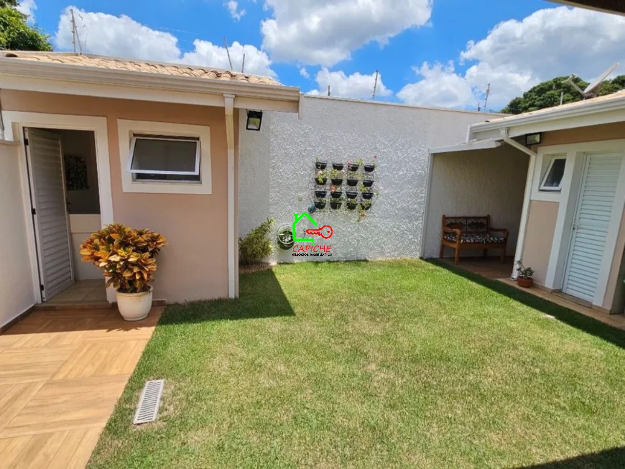 Casa de Condomínio à venda com 3 quartos, 249m² - Foto 4