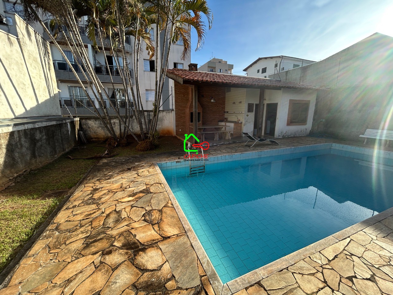 Casa à venda com 4 quartos - Foto 2