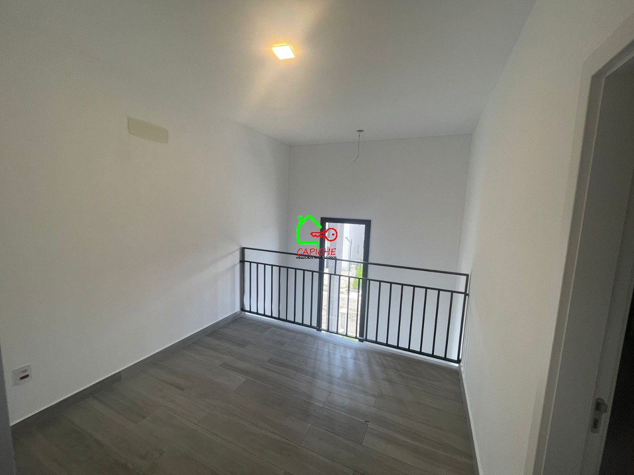 Casa de Condomínio à venda com 3 quartos, 175m² - Foto 2