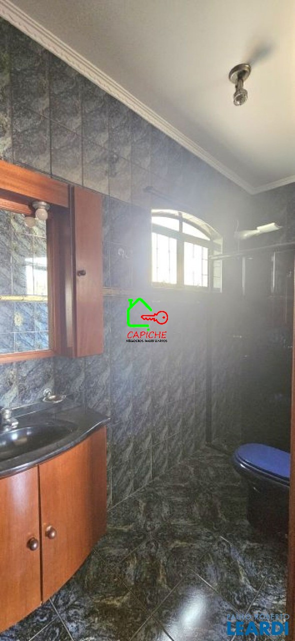 Casa, 3 quartos, 241 m² - Foto 19