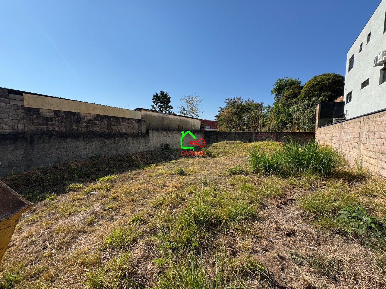 Loteamento e Condomínio, 283 m² - Foto 1