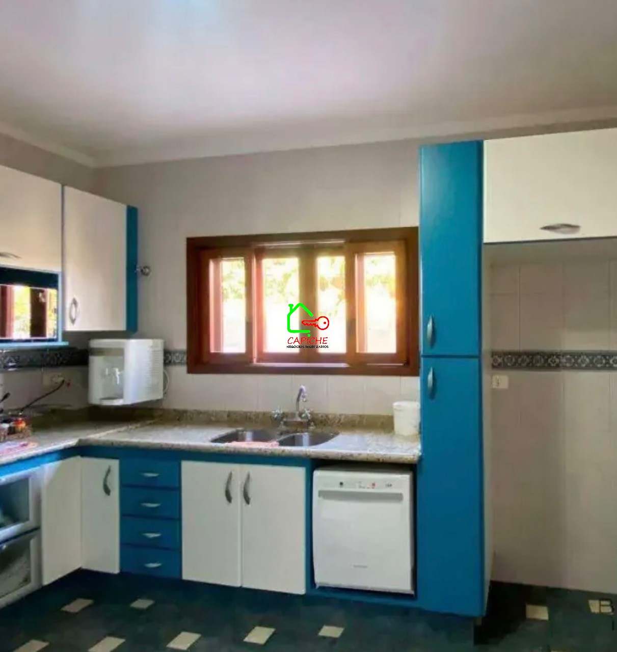 Casa à venda e aluguel com 3 quartos, 312m² - Foto 13