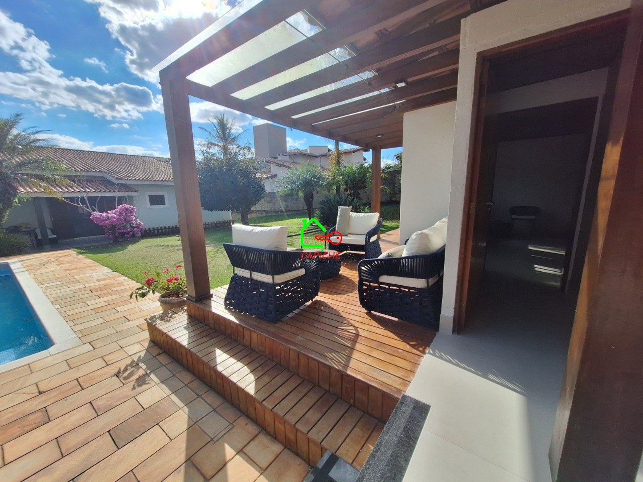 Casa de Condomínio para alugar com 3 quartos, 1033m² - Foto 32