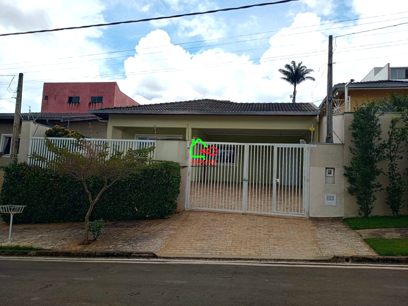 Casa, 3 quartos, 184 m² - Foto 1