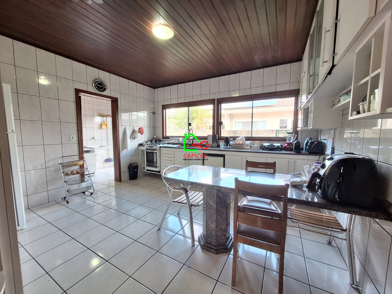 Casa de Condomínio para alugar com 3 quartos, 1033m² - Foto 37