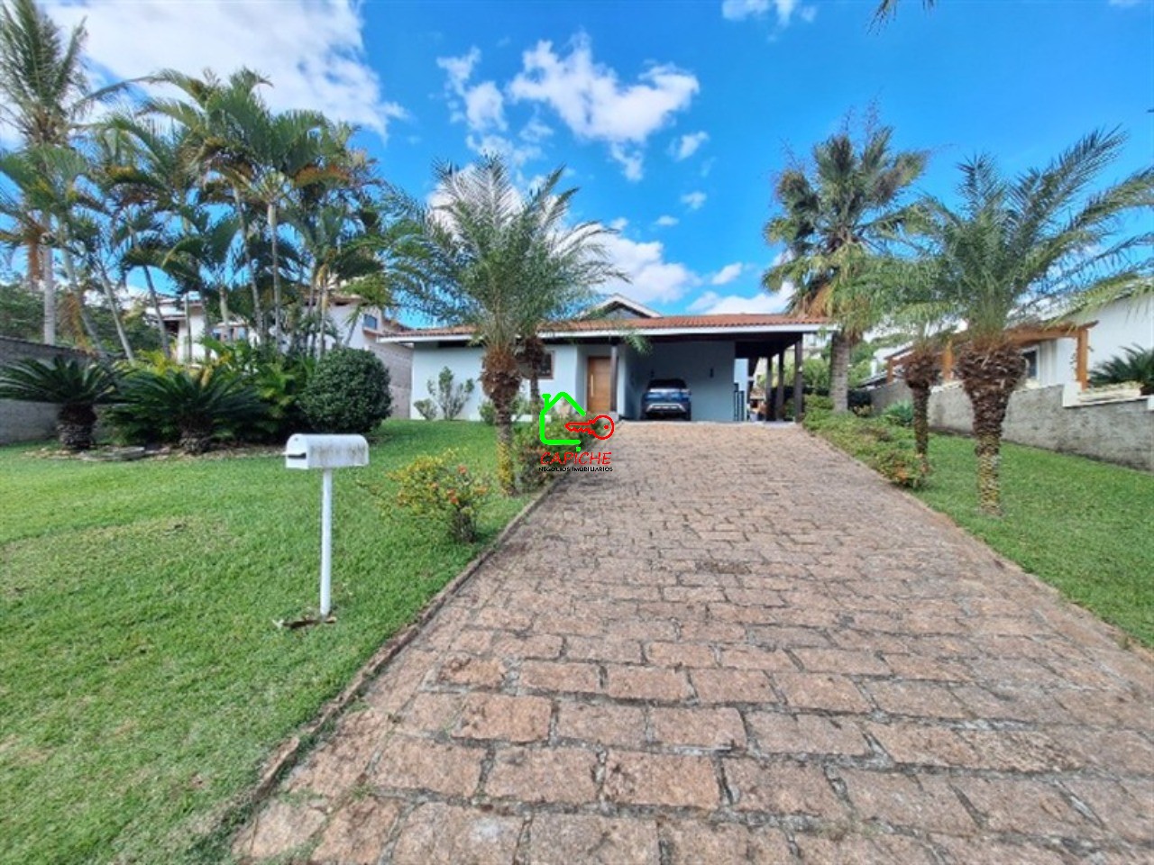 Casa de Condomínio para alugar com 3 quartos, 1033m² - Foto 1